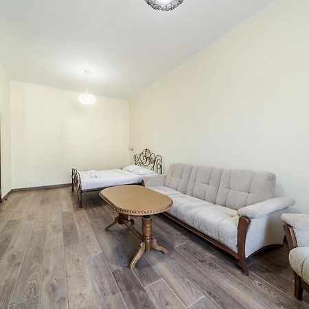 Апартаменти В Самому Серці Львова. Extérieur photo